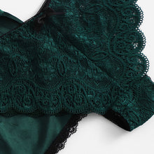 Load image into Gallery viewer, Green Sexy Floral Lace Cami Lingerie